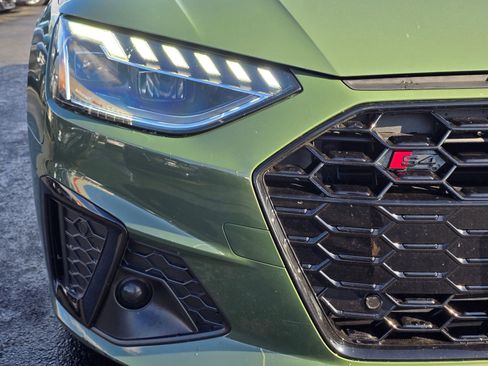 Used 2023 Audi S4 Premium Plus w/ Premium Plus Package image 32