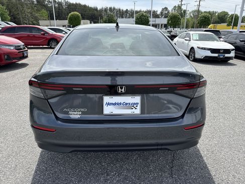 Certified 2023 Honda Accord LX image 9