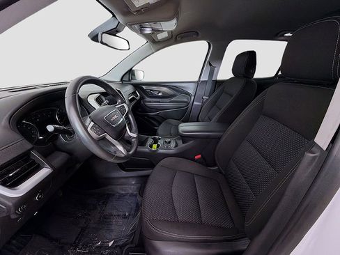 Used 2023 GMC Terrain SLE w/ Driver Convenience Package image 18