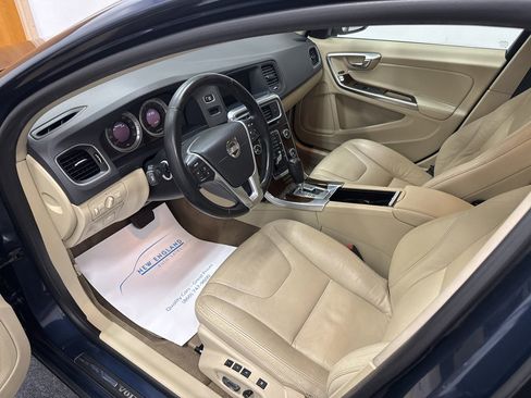 Used 2012 Volvo S60 T5 image 6