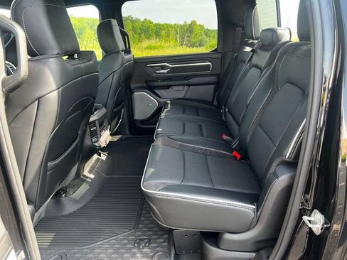 New 2025 RAM 1500 Laramie AWD/4WD image 17