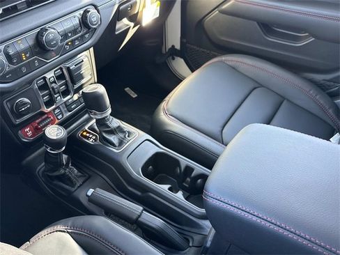 New 2026 Jeep Gladiator Rubicon image 13