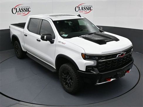 Used 2023 Chevrolet Silverado 1500 ZR2 w/ Technology Package image 21