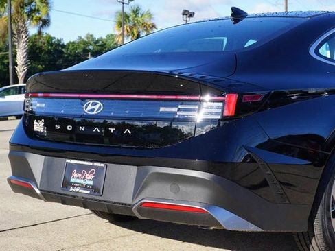 New 2026 Hyundai Sonata SE FWD image 5