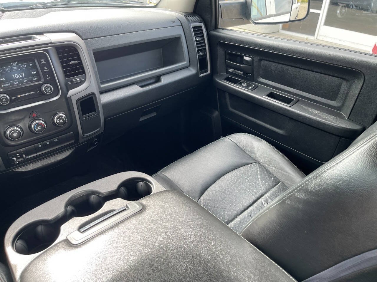 Used 2015 RAM 2500 Tradesman w/ Chrome Appearance Group AWD/4WD image 12