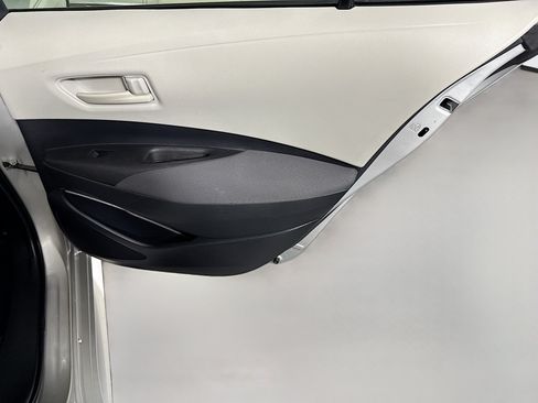 Used 2024 Toyota Corolla LE FWD image 27