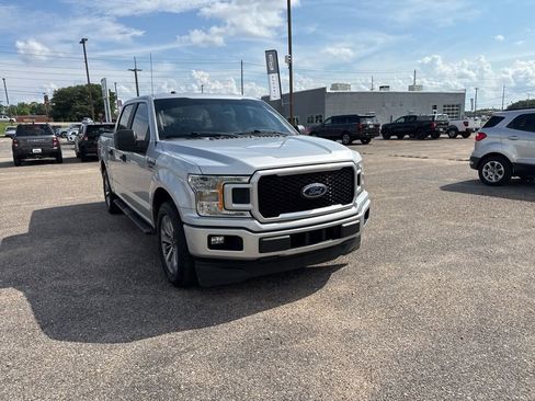 Used 2018 Ford F150 XL w/ Equipment Group 101A Mid RWD image 2