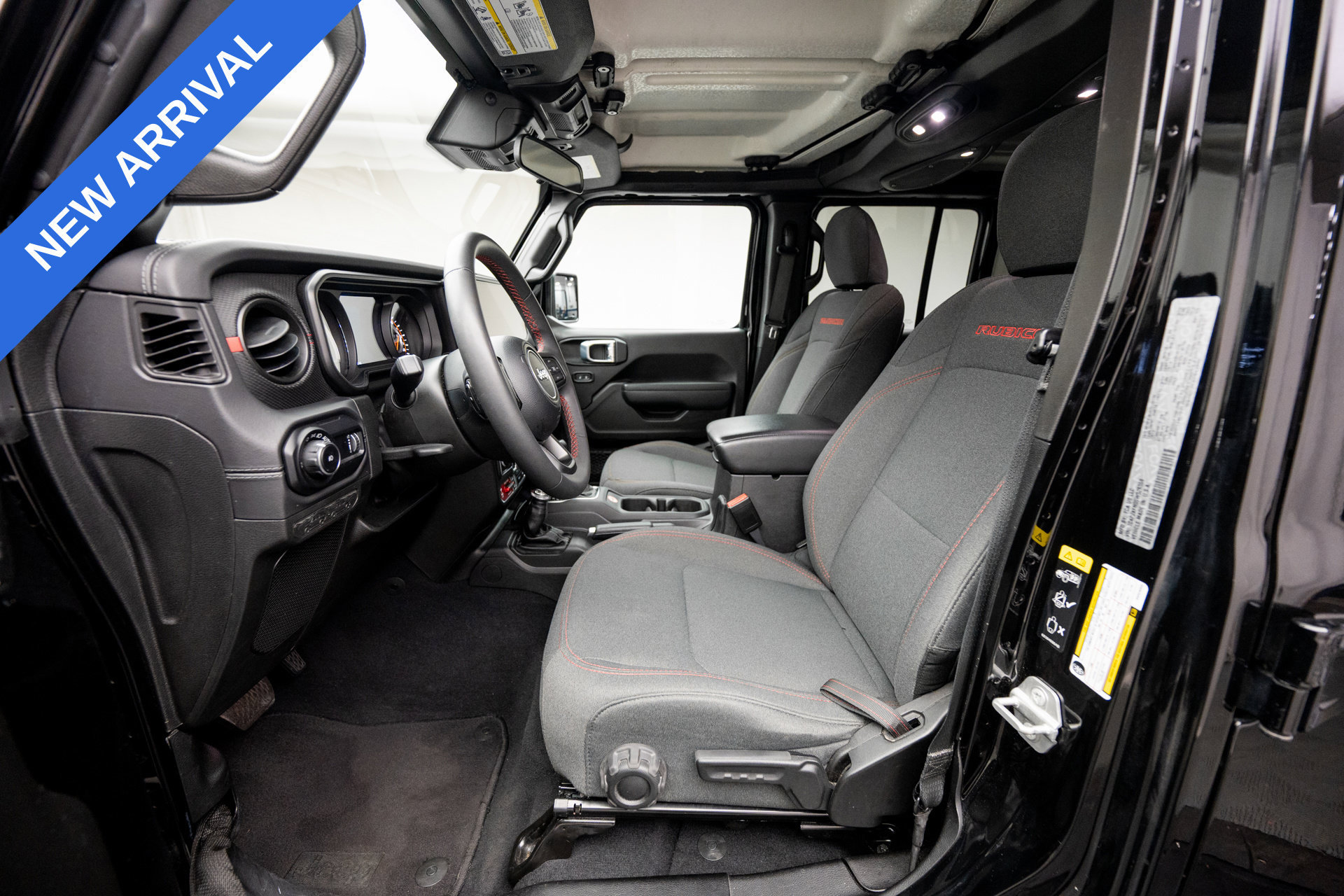 Used 2025 Jeep Wrangler Unlimited Rubicon AWD/4WD image 12