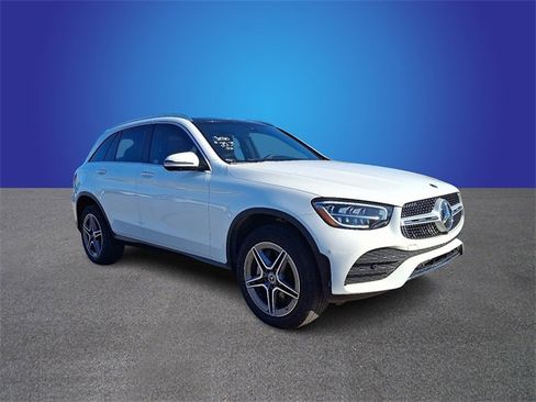 Used 2020 Mercedes-Benz GLC 300 image 3