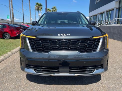New 2025 Kia Sorento S w/ Panoramic Sunroof Package image 2