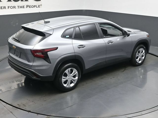 New 2026 Chevrolet Trax LS FWD image 18