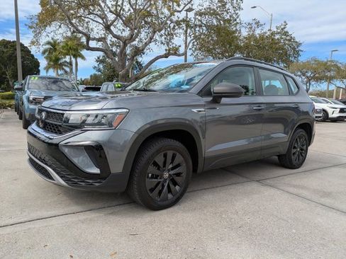 Used 2023 Volkswagen Taos S image 7