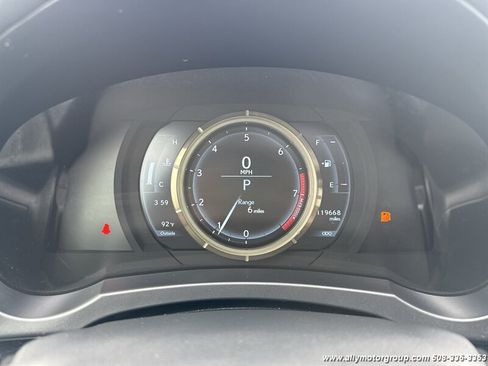 Used 2017 Lexus IS 300 F Sport w/ F Sport Package AWD/4WD image 21