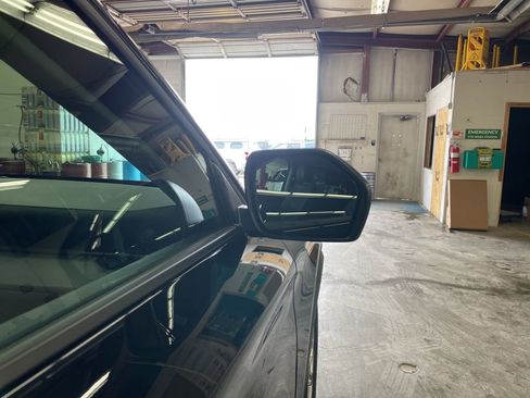 Used 2026 Ford Explorer Active w/ Active Comfort Package image 10