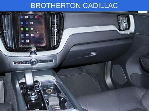 Used 2025 Volvo XC60 B5 Plus AWD/4WD image 24