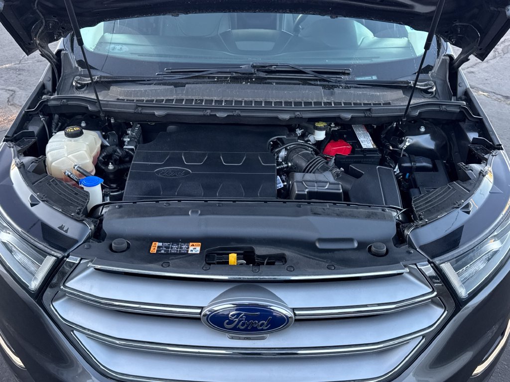 Used 2018 Ford Edge Titanium w/ Equipment Group 302A AWD/4WD image 42