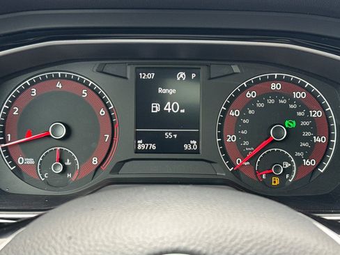 Used 2020 Volkswagen Jetta SE image 25