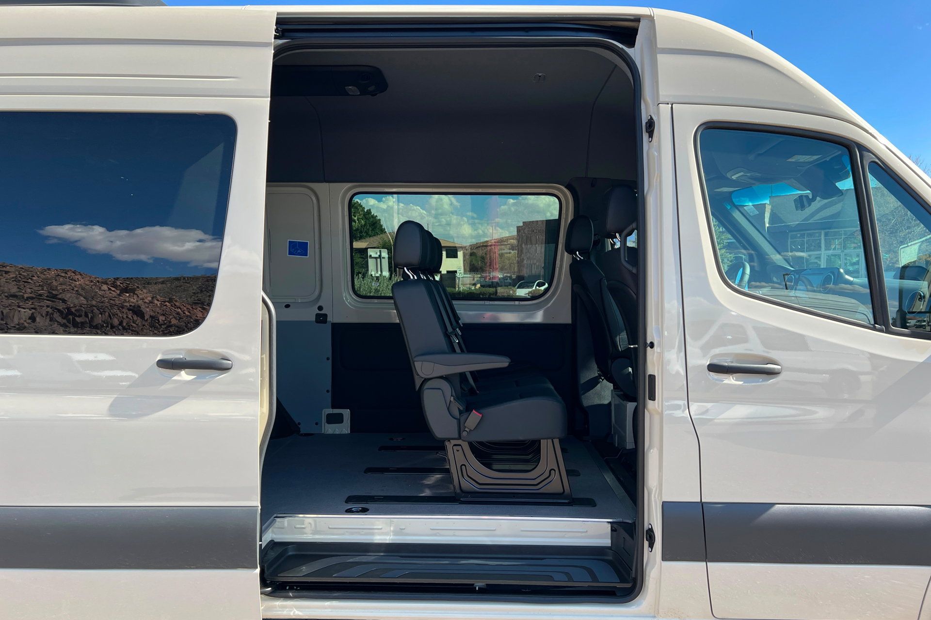 New 2026 Mercedes-Benz Sprinter 2500 image 19