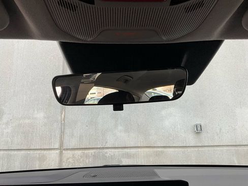 Used 2025 Kia K4 LXS image 17