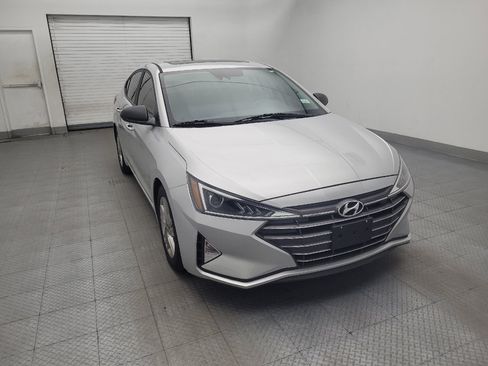 Used 2019 Hyundai Elantra Value Edition FWD image 14