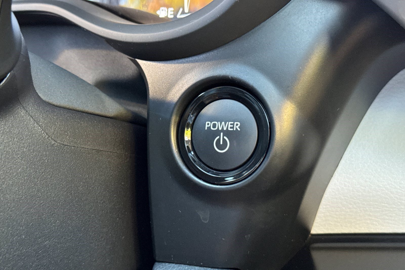 Used 2025 Toyota Sienna XLE w/ XLE Plus Package AWD/4WD image 19