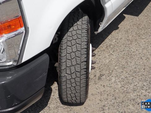 Used 2018 Ford E-350 and Econoline 350 Super Duty image 35