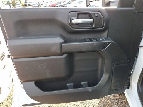 Used 2024 GMC Sierra 2500 Pro w/ Convenience Package image 13