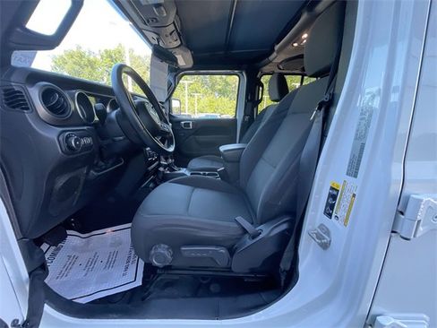 Used 2022 Jeep Wrangler Unlimited Sport image 18