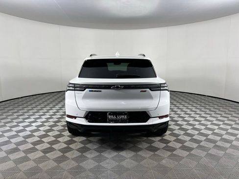 Used 2024 Chevrolet Equinox EV RS w/ Active Safety Package 3 image 9