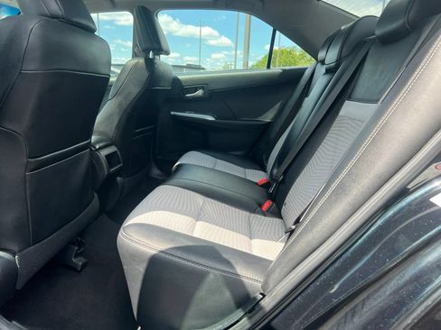 Used 2012 Toyota Camry SE FWD image 8