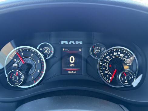 Used 2024 RAM 2500 Tradesman AWD/4WD image 19