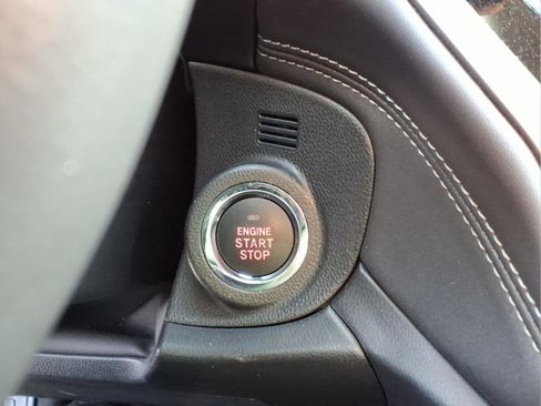 Used 2025 Subaru Outback Premium w/ Popular Package #1A image 15