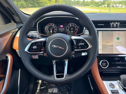 New 2026 Jaguar F-PACE R-Dynamic S AWD/4WD image 19