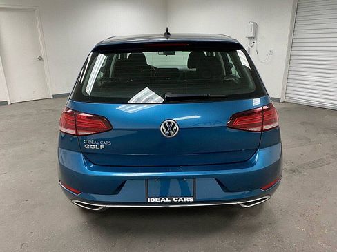 Used 2019 Volkswagen Golf SE image 4