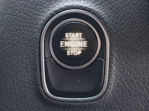 Used 2019 Mercedes-Benz Sprinter 144 image 14