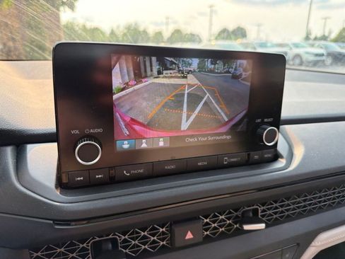 Used 2023 Honda Accord EX image 16