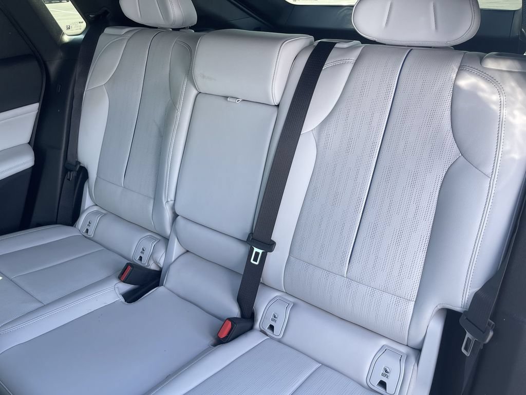 Certified 2024 Cadillac Lyriq Luxury AWD/4WD image 29