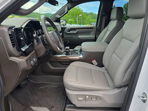 New 2026 Chevrolet Silverado 1500 RST w/ All Star Edition Plus AWD/4WD image 4