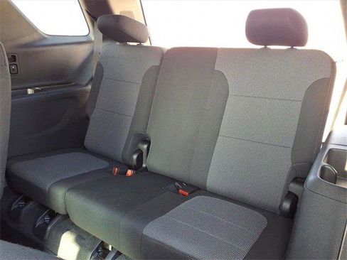 Used 2023 Chevrolet Traverse LT image 23