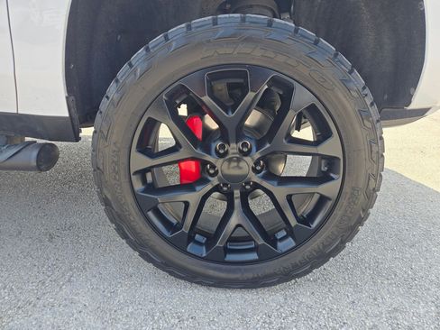 Used 2021 Chevrolet Tahoe Z71 AWD/4WD image 28