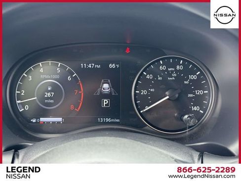 Used 2024 Nissan Kicks SV FWD image 23