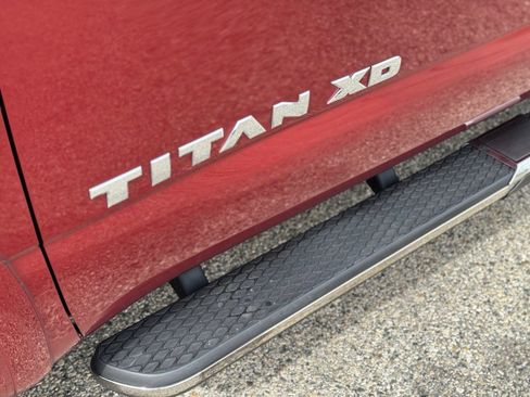 Used 2017 Nissan Titan Platinum Reserve AWD/4WD image 13