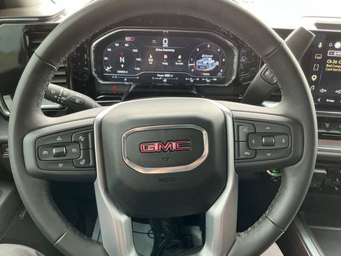 Used 2025 GMC Sierra 2500 SLT w/ SLT Premium Package AWD/4WD image 4