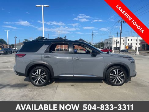 Used 2023 Nissan Pathfinder Platinum w/ Cargo Package AWD/4WD image 6