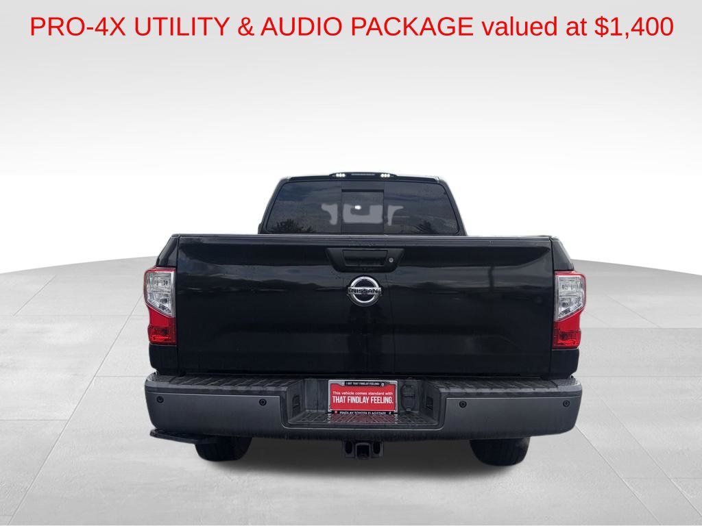 Used 2017 Nissan Titan PRO-4X w/ Pro-4x Convenience Package AWD/4WD image 6