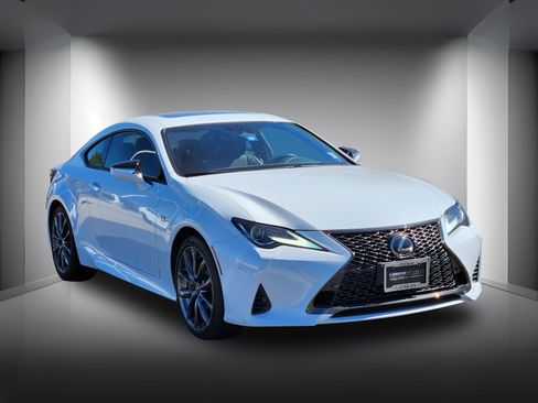 Certified 2022 Lexus RC 350 F Sport RWD image 4