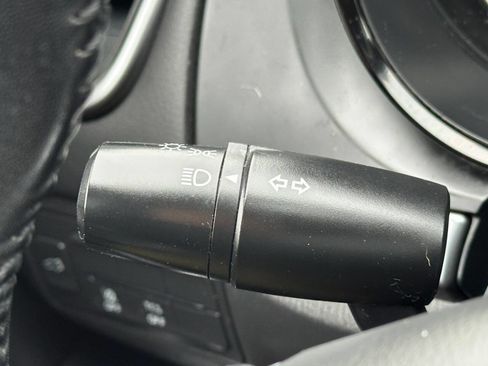 Used 2018 MAZDA CX-9 Touring image 39