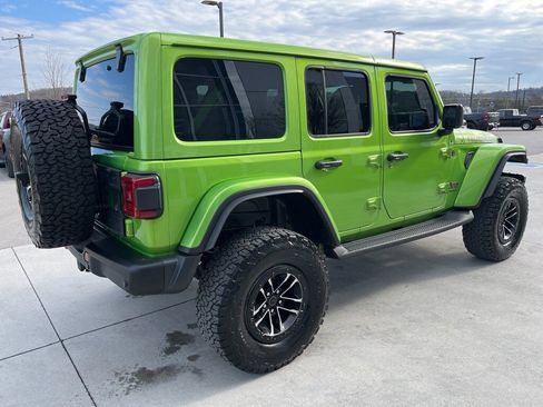 Used 2025 Jeep Wrangler Unlimited Rubicon image 19