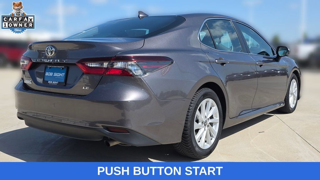 Used 2021 Toyota Camry LE w/ Convenience Package FWD image 5