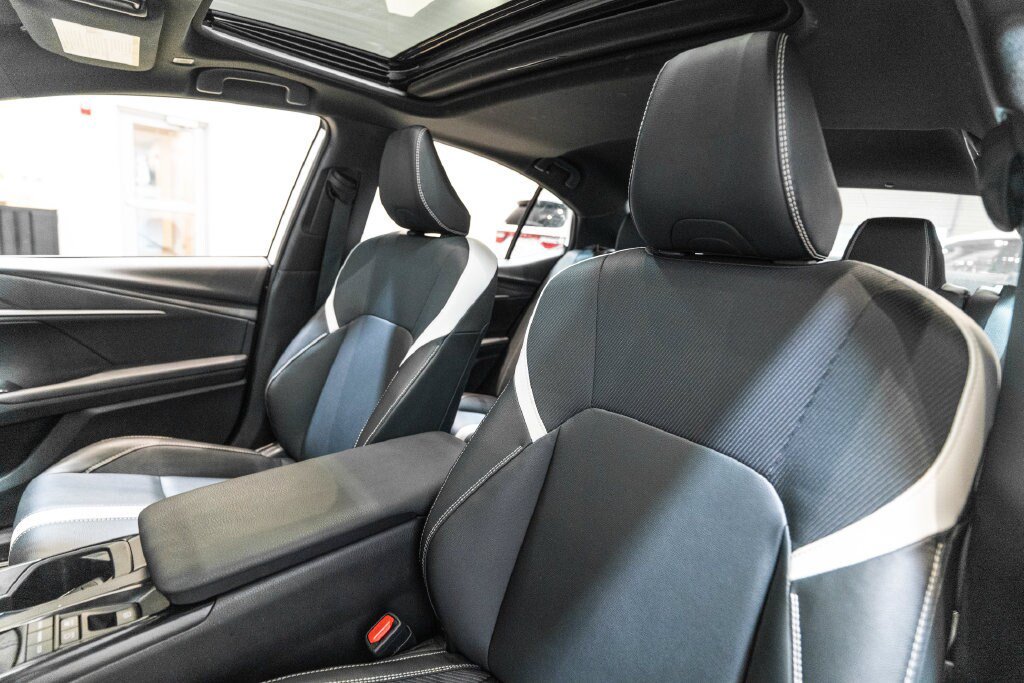 Used 2026 Toyota Camry SE w/ Convenience Package FWD image 6
